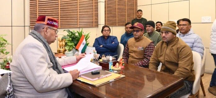 सेवारत पूर्व सैनिकों के स्थानांतरण में छूट की मांग