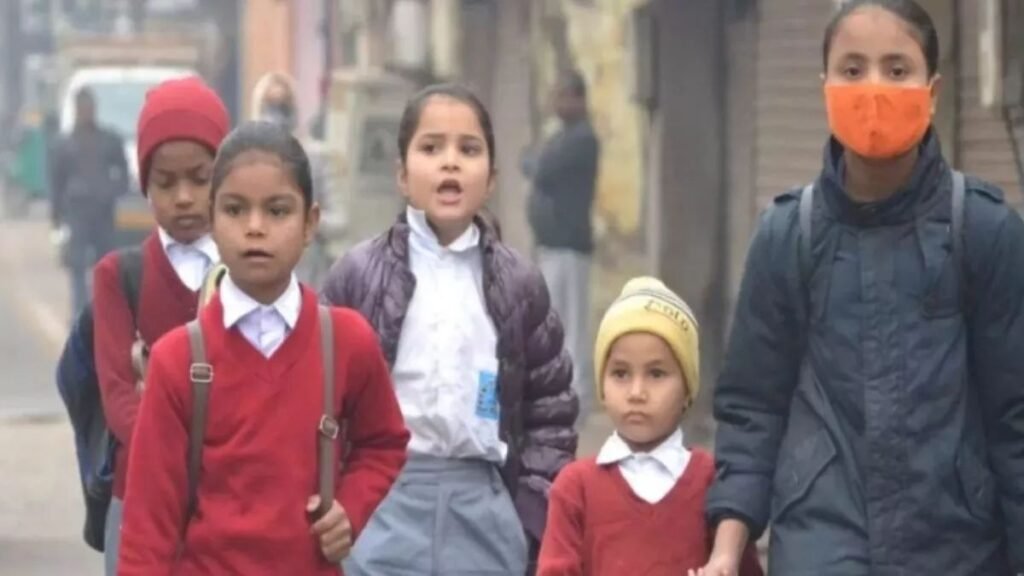 देहरादून में 31 जनवरी तक 12वीं तक के सभी स्कूलों की टाइमिंग बदली, जिलाधिकारी से आदेश जारी