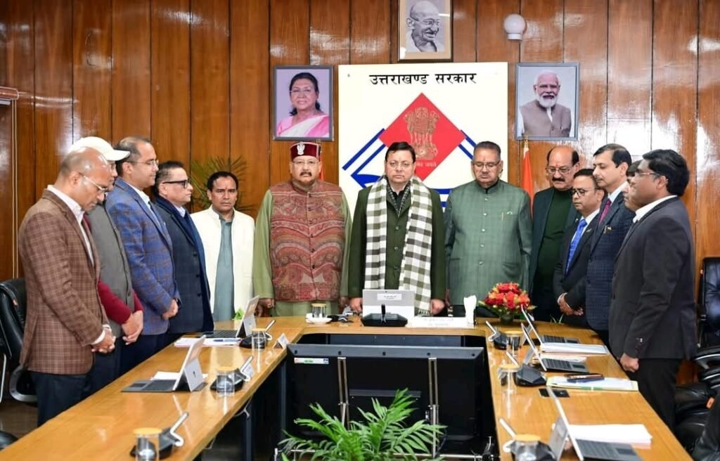 धामी कैबिनेट बैठक खत्म, 8 प्रस्तावों पर लगी मुहर