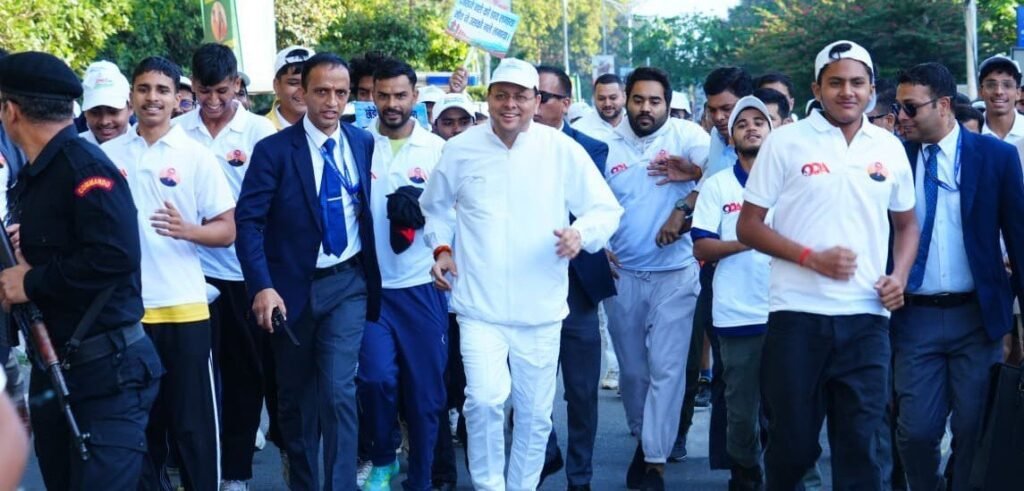 मुख्यमंत्री पुष्कर सिंह धामी ने नशामुक्त उत्तराखंड वॉकथॉन को दिखाई हरी झंडी
